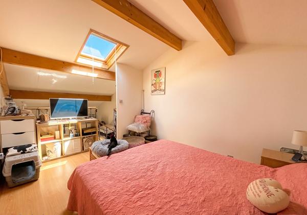 La Crau  Maison T5 de 120 m²  4 chambres et jardin 345m²