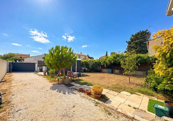 La Crau  Maison T5 de 120 m²  4 chambres et jardin 345m²