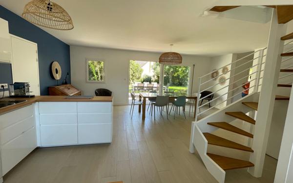 Maison à vendre    5 pièces • 100 m2 Arzon