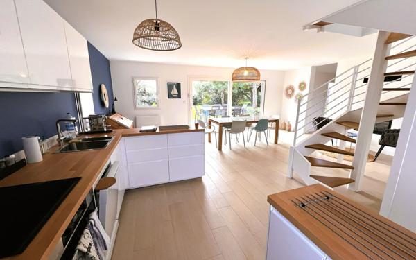 Maison à vendre    5 pièces • 100 m2 Arzon