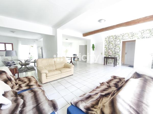 Maison 7 pièces - 176 m²