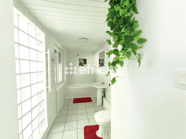 Maison 7 pièces - 176 m²