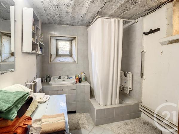 Maison à vendre  23 pièces - 480 m2 BAGNOLS SUR CEZE - 30