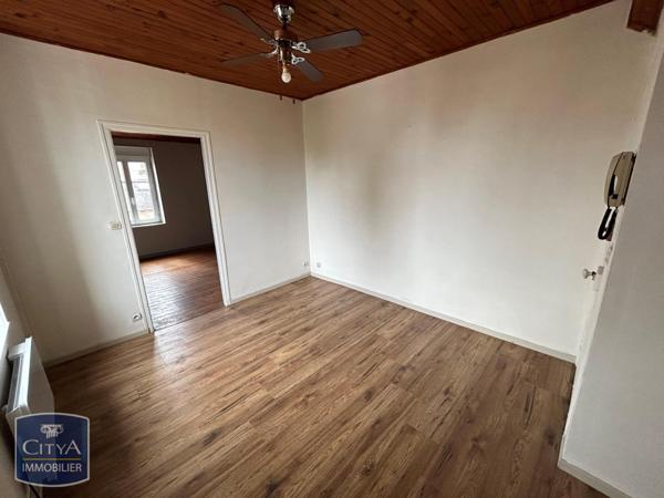 Appartement à louer 2 pièces 41.74m² Charleville-Mézières (08000)