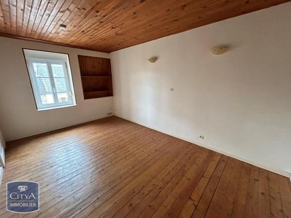 Appartement à louer 2 pièces 41.74m² Charleville-Mézières (08000)