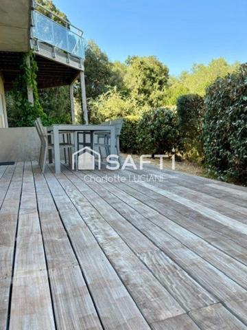 T3 EN REZ-DE-VILLA AVEC JARDIN TERRASSE & VUE MER.