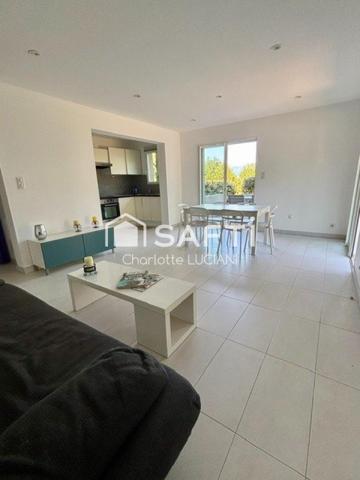 T3 EN REZ-DE-VILLA AVEC JARDIN TERRASSE & VUE MER.