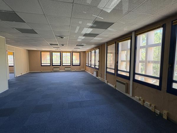 Marseille (13009) Bureau Indépendant de 14m2 à usage commercial ou professionnel - A Louer - Marseille 9ème