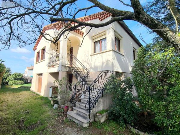Maison à vendre à Pierrelatte dans la Drôme (26700), ref : 26060-826