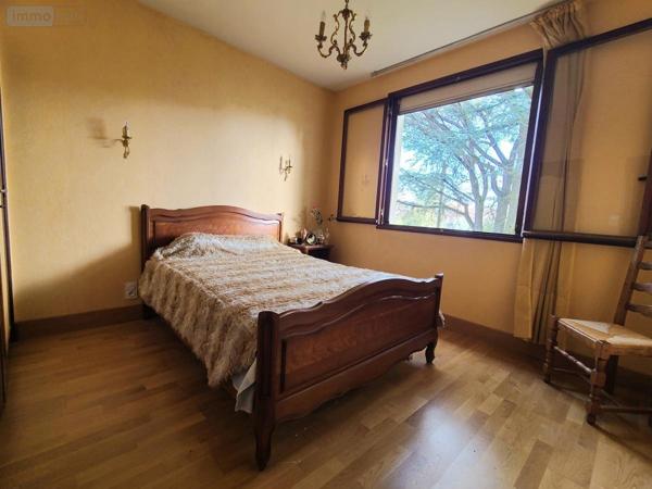 Maison à vendre à Pierrelatte dans la Drôme (26700), ref : 26060-826