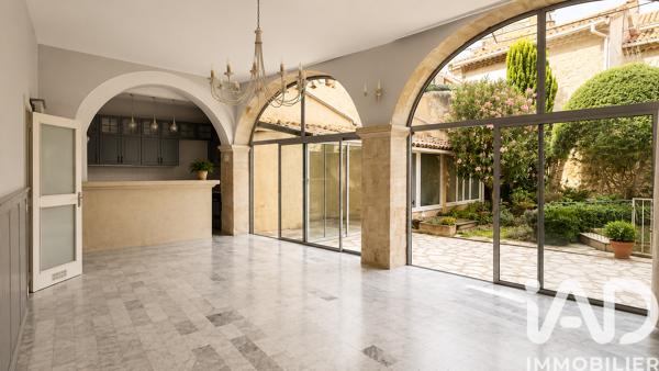 Maison à vendre 11 pièces 260 m² Carpentras