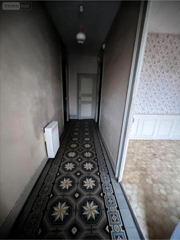 Immeuble à vendre à Rochefort-sur-Nenon dans le Jura (39700), ref : 39033-1092065