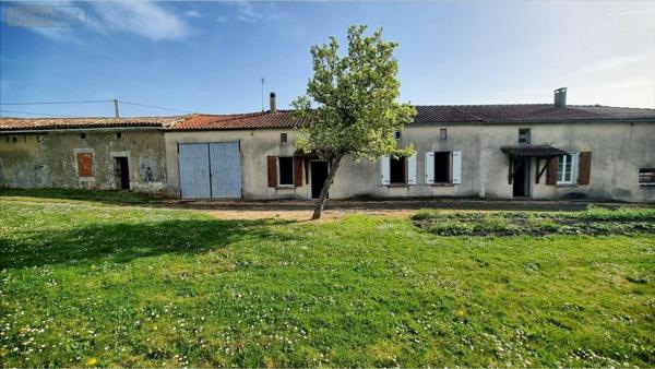 Maison à restaurer à vendre à Jonzac en Charente-Maritime (17500), ref : 1845