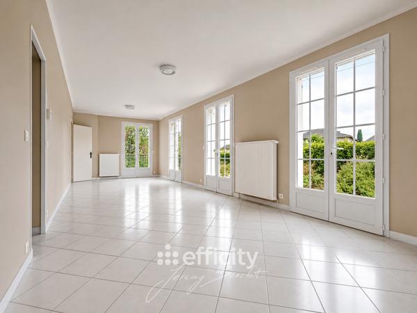 Maison
         6 pièces
        - 165 m² 289 500 € *