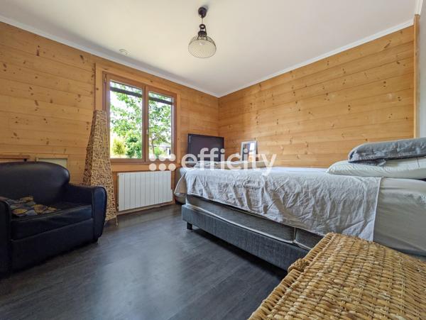 Maison
         5 pièces
        - 125 m² Exclusivité 262 500 € *