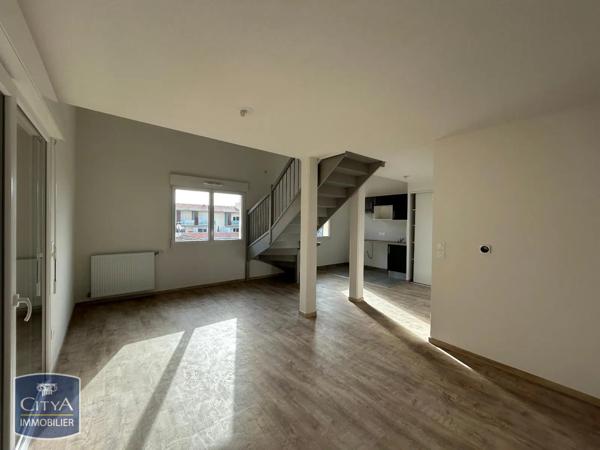 Appartement à louer 3 pièces 62.1m² Labarthe-sur-Lèze (31860)