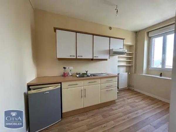 Appartement à louer 2 pièces 38.49m² Cherbourg-en-Cotentin (50100)