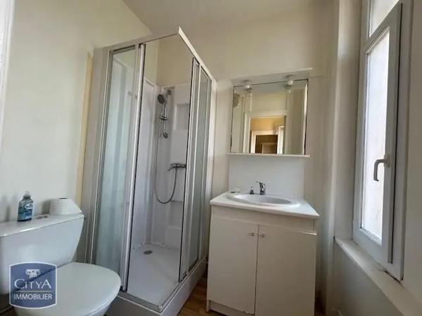 Appartement à louer 2 pièces 38.49m² Cherbourg-en-Cotentin (50100)