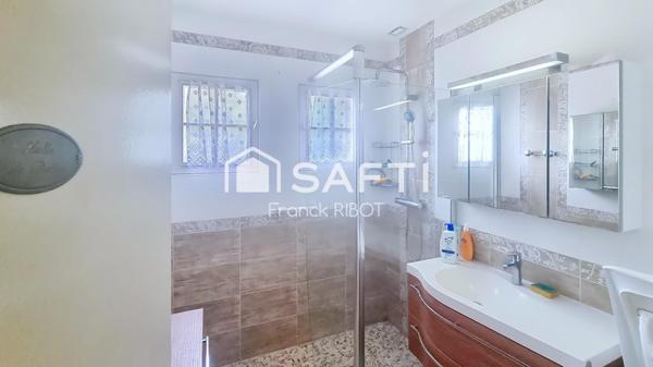 Pavillon de 119m2 avec jardin de 1853