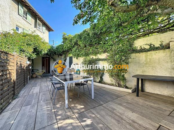 Vente                                                      Maison
                        
                     5 pièces                      98 m2                     à Bourgoin-Jallieu