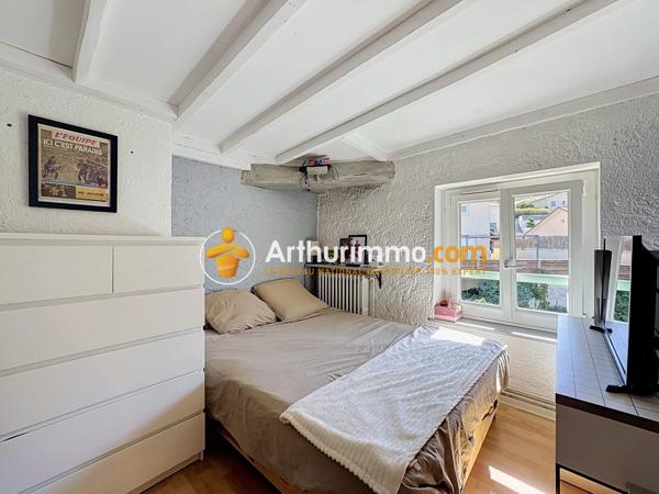 Vente                                                      Maison
                        
                     5 pièces                      98 m2                     à Bourgoin-Jallieu