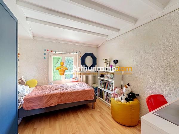 Vente                                                      Maison
                        
                     5 pièces                      98 m2                     à Bourgoin-Jallieu