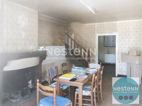 VINEUIL MAISON aménageable en habitation total 85m² - création étage possible. emplacement de premier choix.