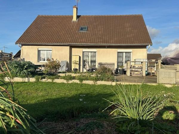 Pavillon à AUTHON DU PERCHE (28330)