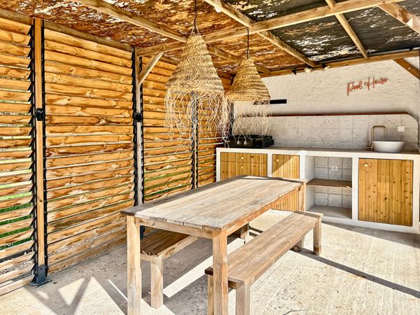 À vendre ? Charmante maison familiale entièrement rénovée avec piscine