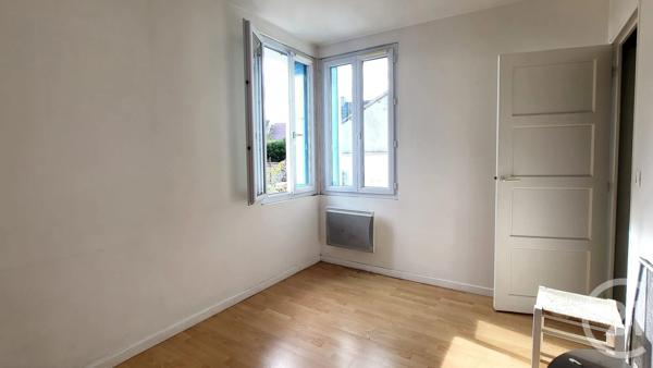 Appartement F2 à vendre  2 pièces - 30,23 m 2   EPERNON  - 28
