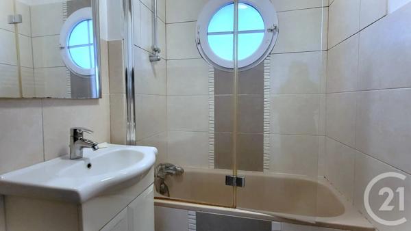 Appartement F2 à vendre  2 pièces - 30,23 m 2   EPERNON  - 28