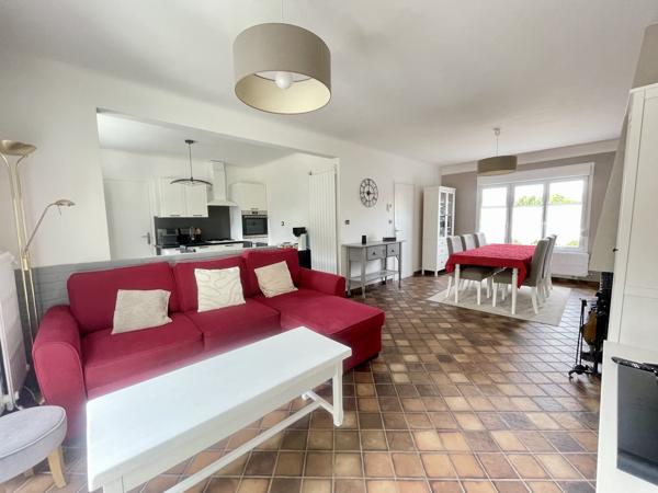 Maison mitoyenne 1 côté à vendre, 7 pièces - Faches-Thumesnil 59155