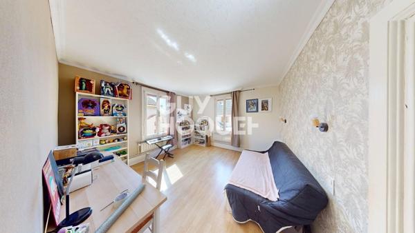MAISON À VENDRE DE 7 PIÈCES DE 159,00 M²