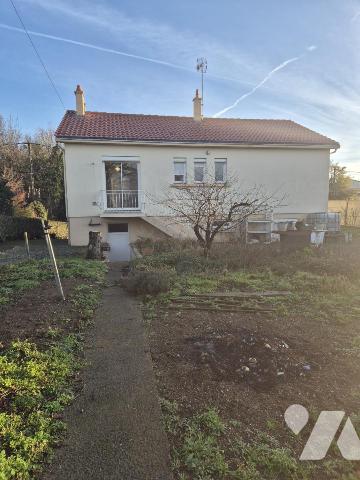 Maison de bourg sur sous-sol