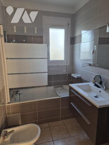 Maison de bourg sur sous-sol