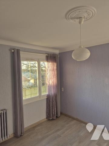 Maison de bourg sur sous-sol