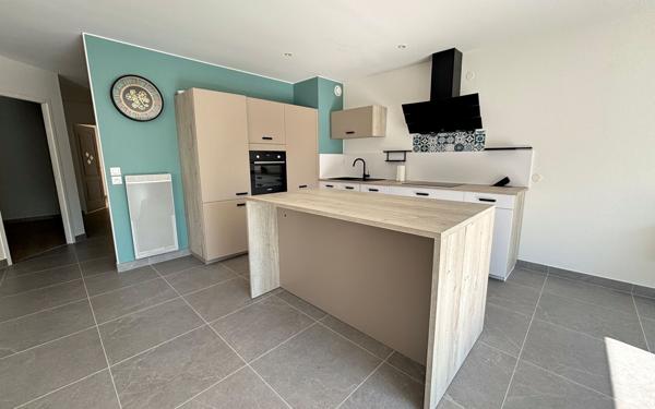 Maison à vendre    4 pièces •  Saint-Sulpice-de-Royan