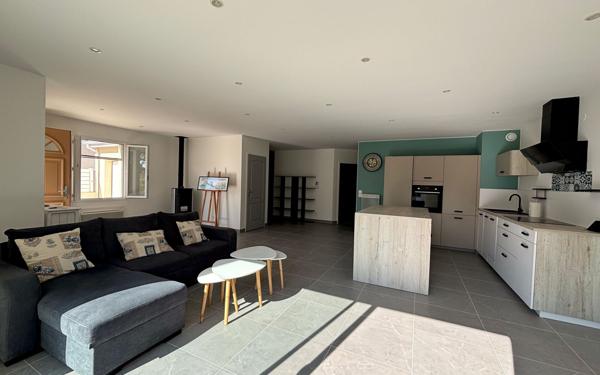 Maison à vendre    4 pièces •  Saint-Sulpice-de-Royan