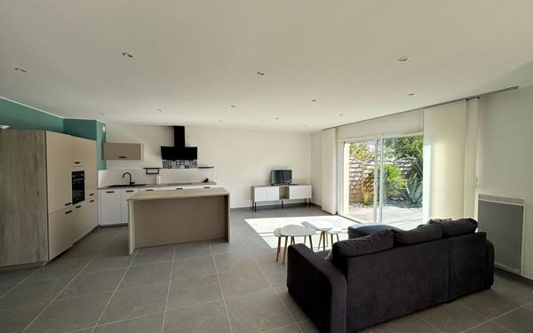 Maison à vendre    4 pièces •  Saint-Sulpice-de-Royan