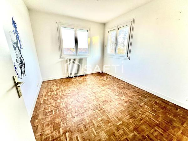 Très agréable et grand pavillon hyper bien situé sans travaux, lumineux.