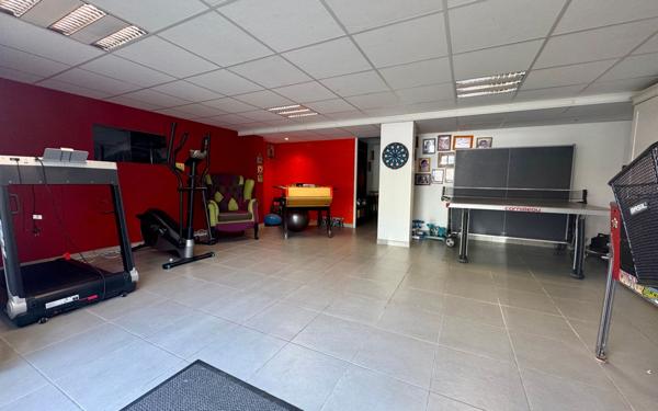 Maison à vendre    5 pièces • 292 m2 Pau