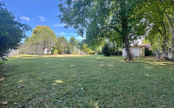 Maison à vendre    5 pièces • 292 m2 Pau