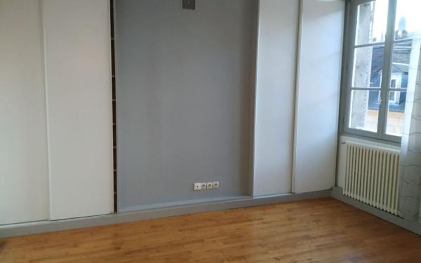 Appartement à louer    2 pièces • 41,38 m2 Compiègne