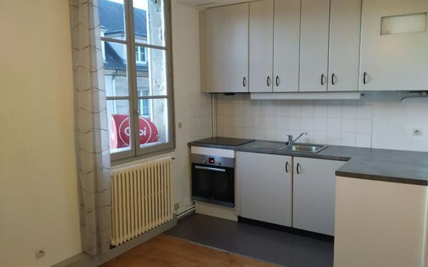 Appartement à louer    2 pièces • 41,38 m2 Compiègne