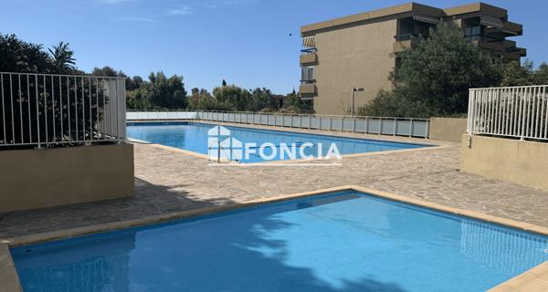 À vendre Studio 28 m² - Bormes-les-mimosas 83230