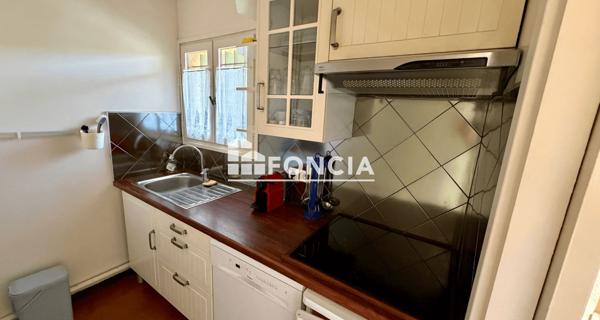 À vendre Studio 28 m² - Bormes-les-mimosas 83230