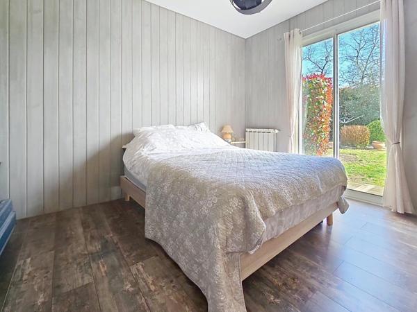 Maison de plain pied - Piscine - Garage double