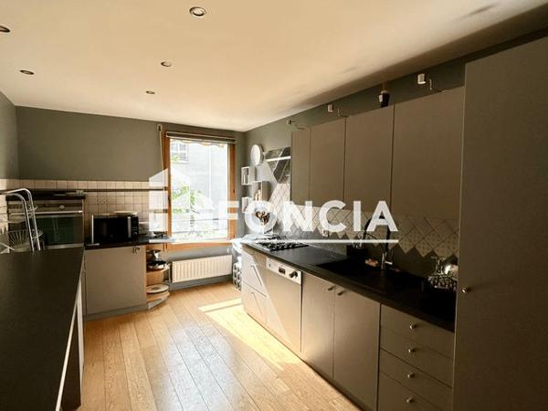 À vendre Appartement 5 pièces 104.68 m² - Villeurbanne 69100