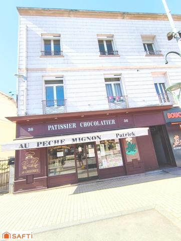 Coeur de VITTEL, bel immeuble mixte incluant un commerce pâtissier, chocolatier et 2 appartements loués