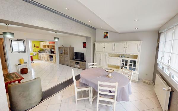 Maison à vendre    4 pièces •  Guénange
